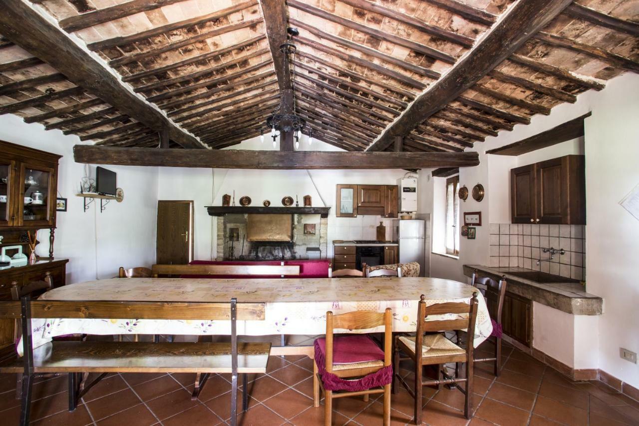 Agriturismo Oria Bianca Villa San Quirico dʼOrcia Exterior foto